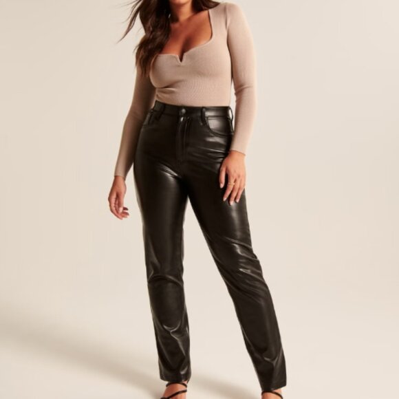 Abercrombie & Fitch Curve Love Vegan Leather 90s Straight Pant sz 30 - Picture 1 of 7